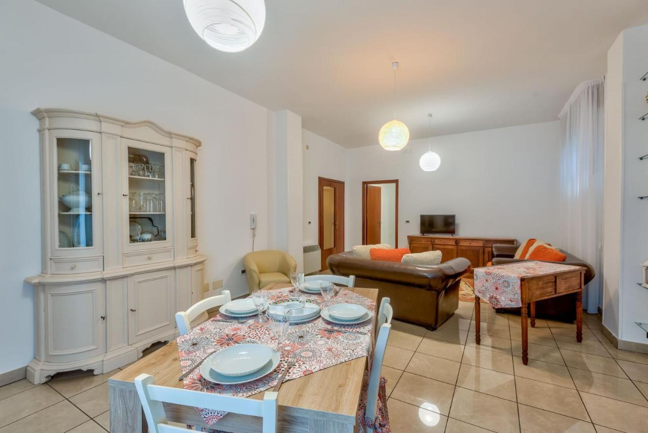 Casa Vacanza Binario 35 Ceglie Messapica Buitenkant foto